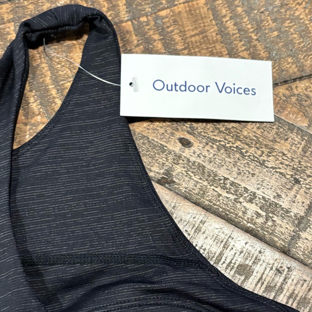 Outdoor Voices NWT Black Tech Sweat Crop High-Neck Seamless Sports Bra size XS - Picture 6 of 10